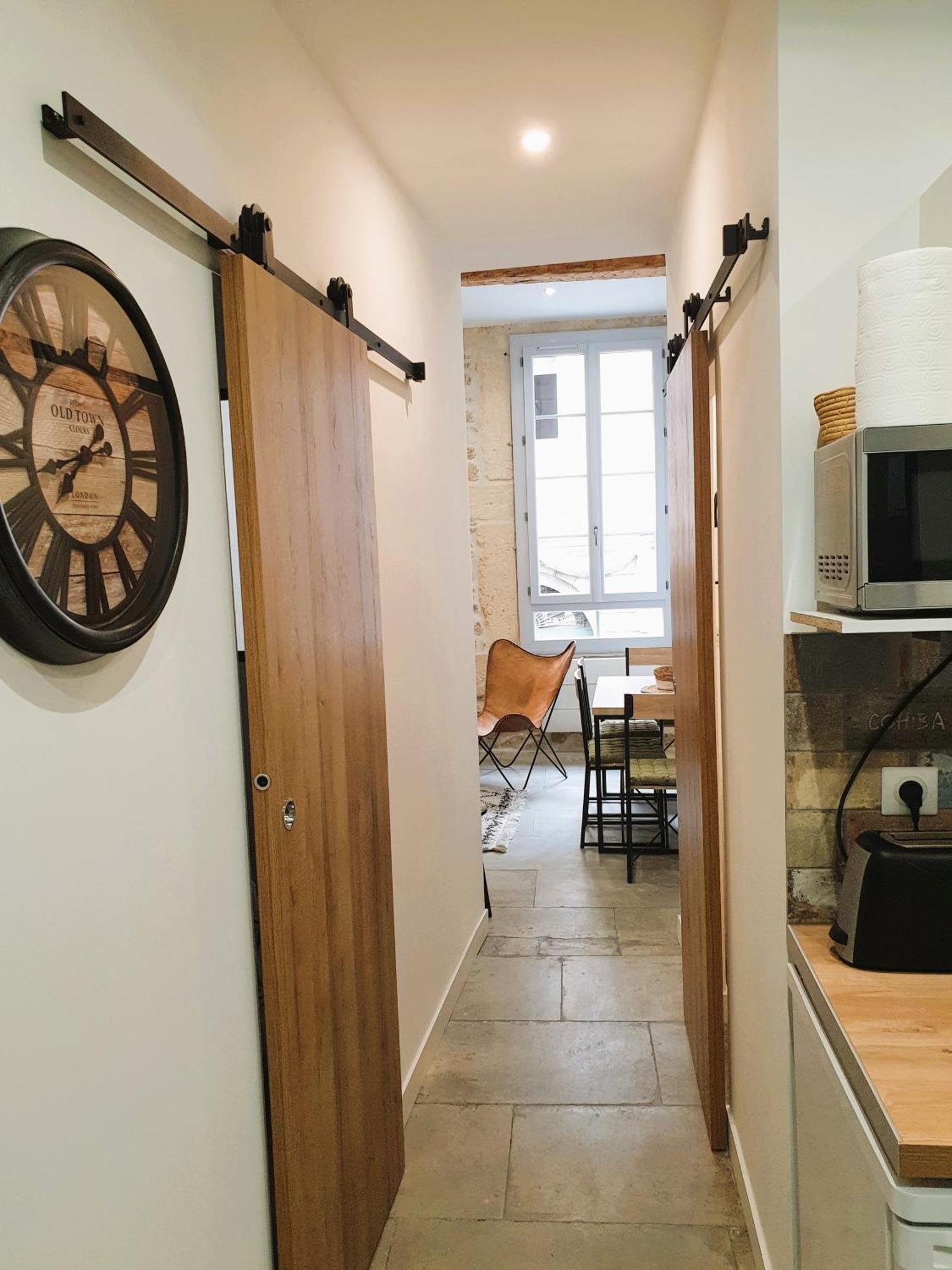 Appartement Cosy Dans Le Centre Historique Montpellier Exterior photo